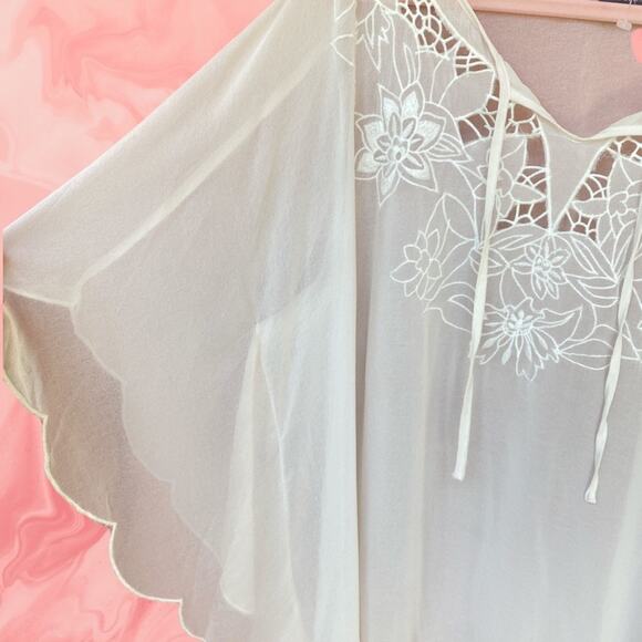 BCBGeneration sheer boho too with embroidery accent XL - Picture 2 of 8